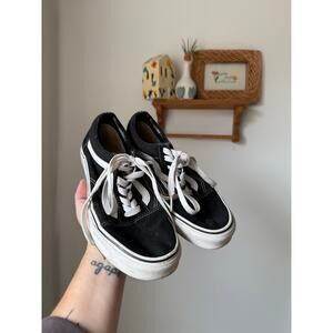 Vans old skool sneakers - Men's size 5, Women's size 6.5